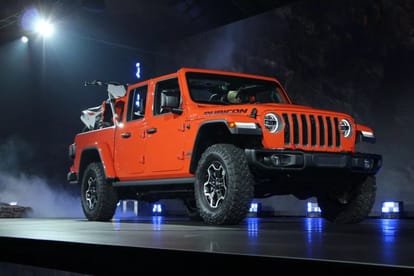 Jeep showcased its longest suv at motorshow