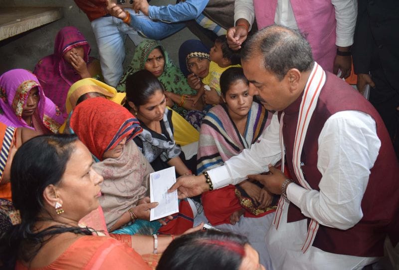मृतक के पिता वापस करेंगे मुख्यमंत्री राहत का चेक