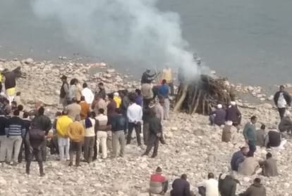 himachal folk singer pratap chand cremation in kangra himachal pradesh