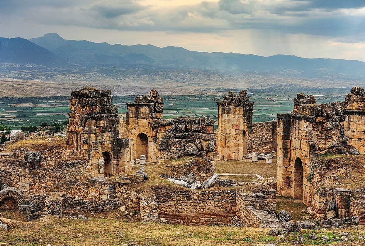 Gate to Hell Pluto's Gate Roman Pamukkale Gate to Underworld Found In Turkey