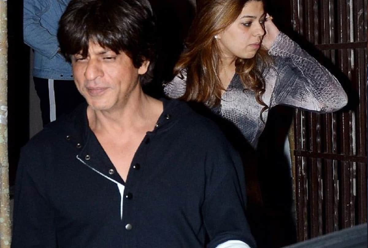 shahrukh khan was spotted at shankar mahadeven house