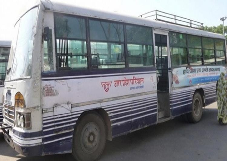addi shakti dal helps travelers