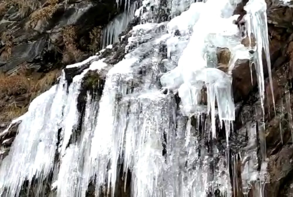 Waterfall freeze after bitter cold weather in uttarakhand chamoli