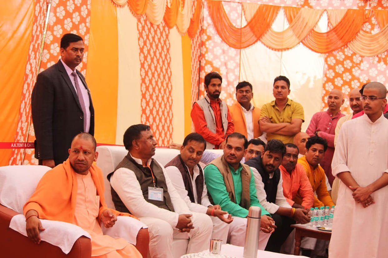 डॉ. प्रदीप के परिवार से मिले सीएम, बंधाया ढांढस