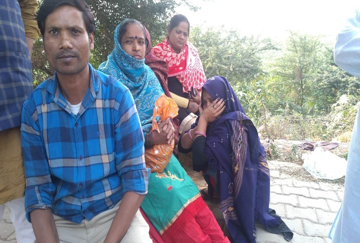 ghaziabad 7 year boy was rammed under stunt doing car while watching baarat died photos