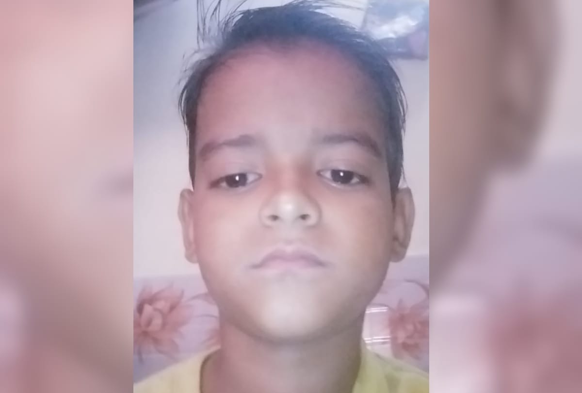 ghaziabad 7 year boy was rammed under stunt doing car while watching baarat died photos