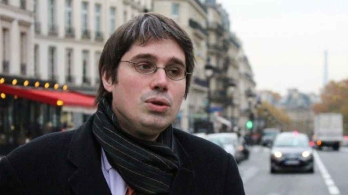 French officer detained for spying to north korea