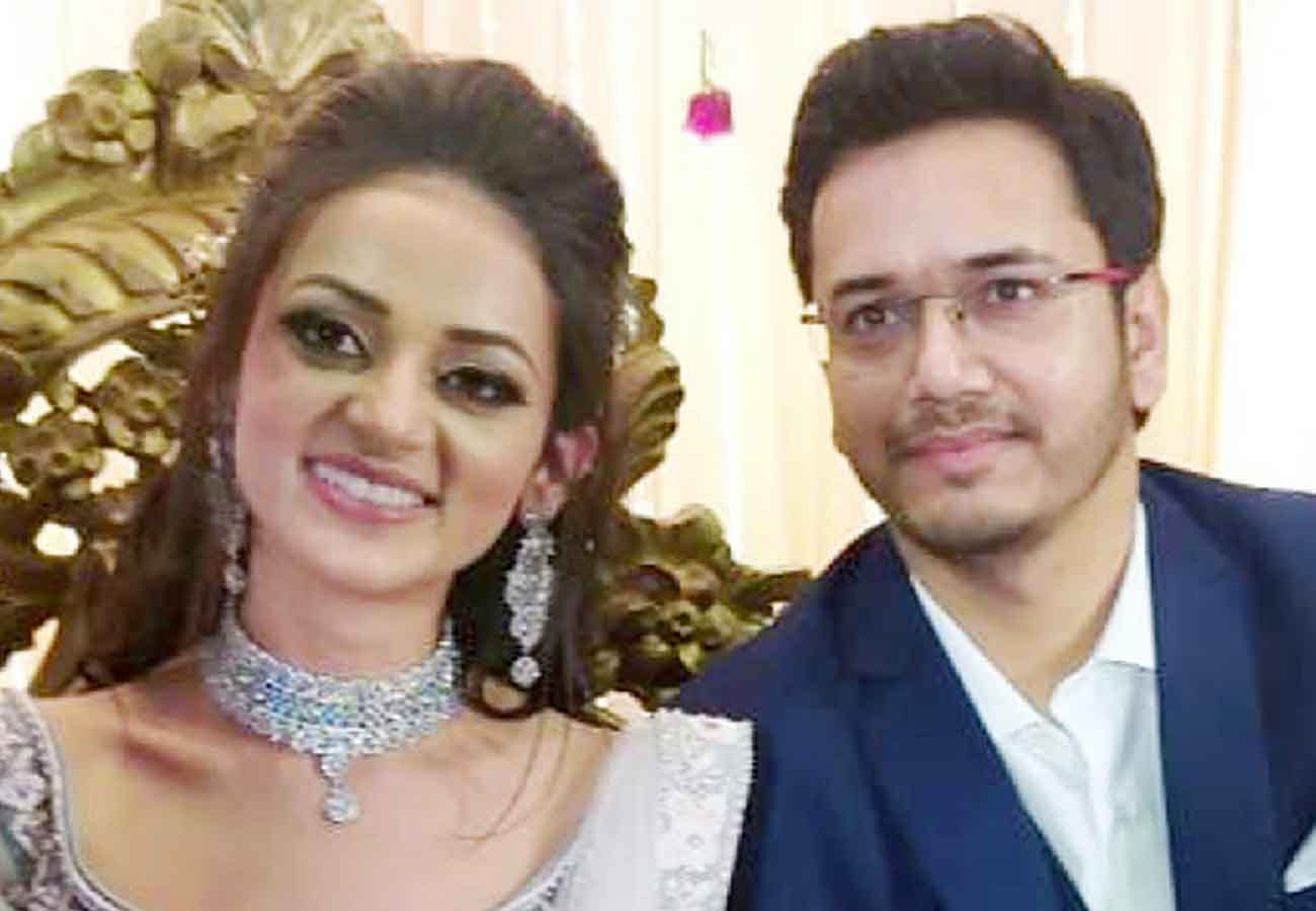Tv actress kajol gets engaged in Banda with Ankit Khare