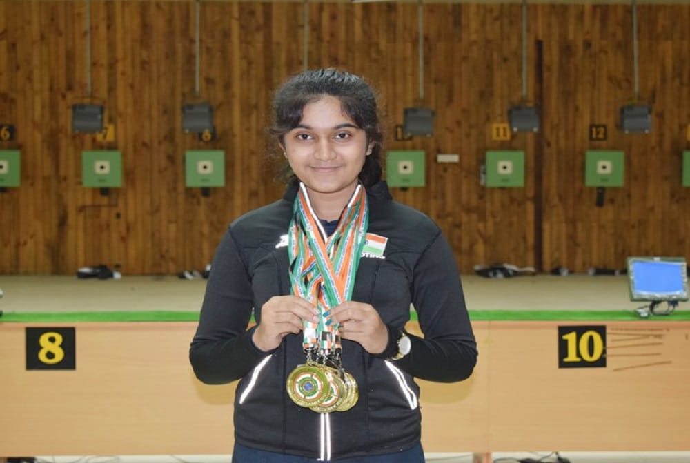Shooting Nationals: 13 years old Esha Singh pips Manu Bhaker to win 10m air pistol gold 