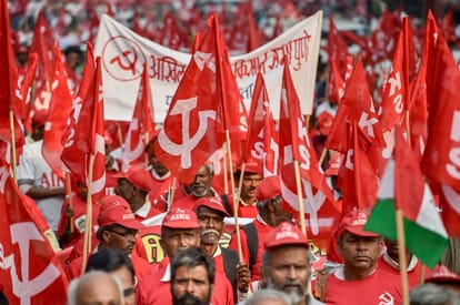 after Kisan Mukti March farmers reached Ramlila Maidan, Today they will march towards parliament