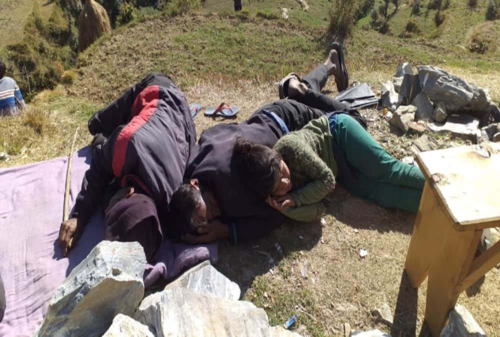 Food Poisoning Affect patient Treatment on floor in village bageshwar