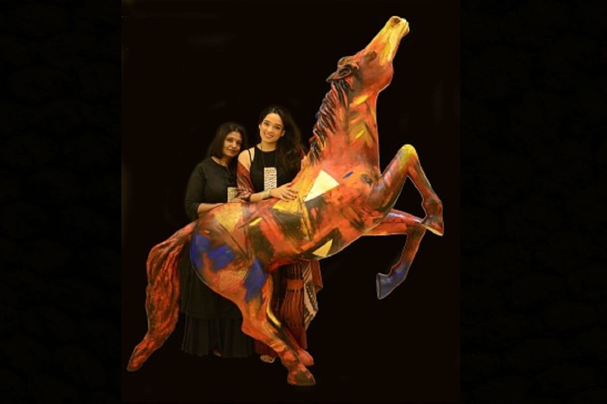 Artists donated their work pieces for homeless kids and cancer patients