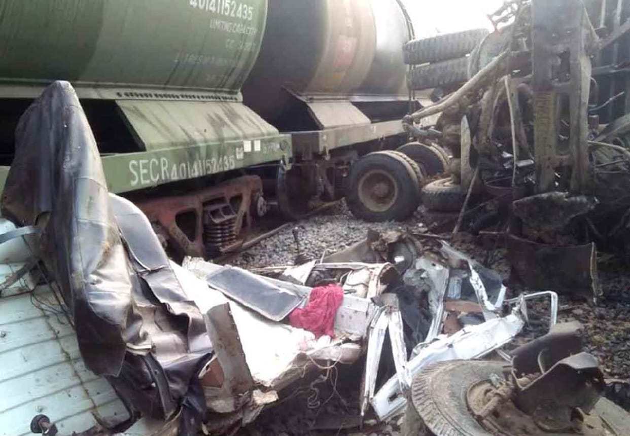 Train accident near Unnao at Kanpur Lucknow railway track