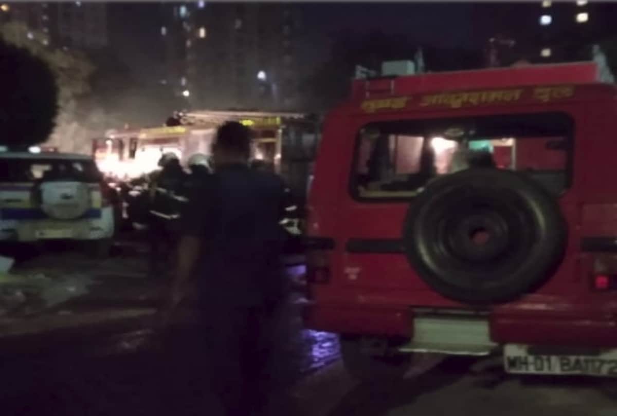 fire broke out set on zero shah rukh khan present on the set