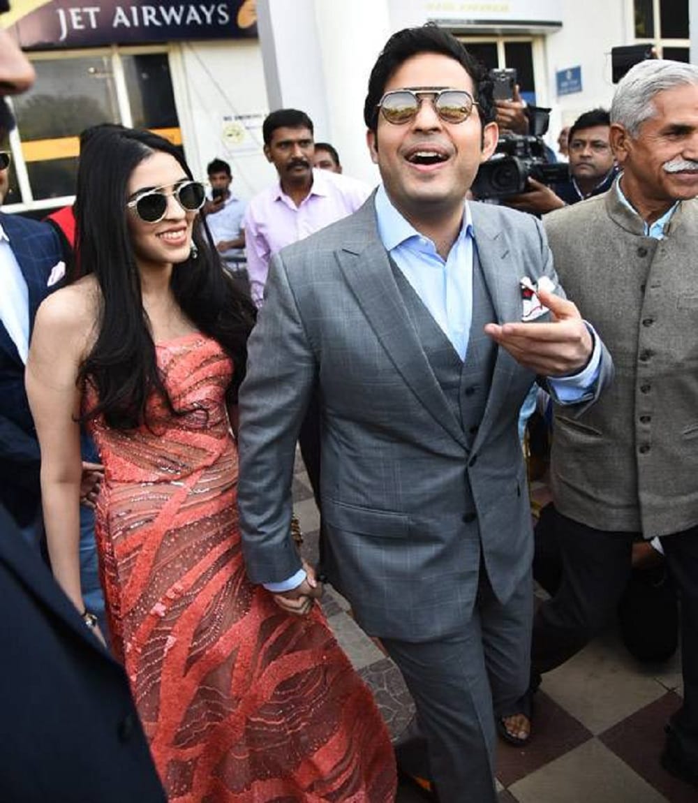 priyanka chopra wedding and mukesh ambani famliy royal look
