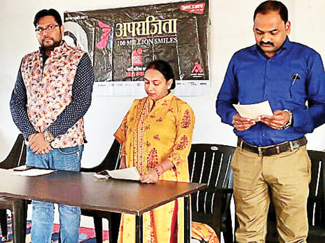 The doctors informed the health information given to the girl students.