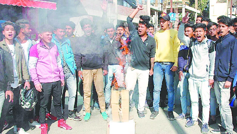 NSUI blasts school and statue of district administration