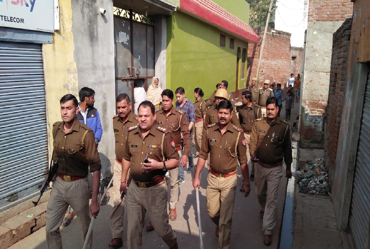 Meerut, Attack on Delhi Police in Sardhana and several soldiers injured