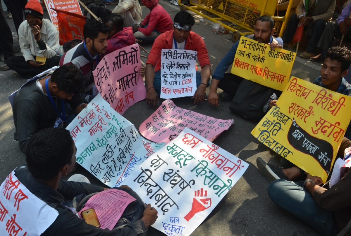 mega kisan rally in delhi see in photos sansad march to opposition unity