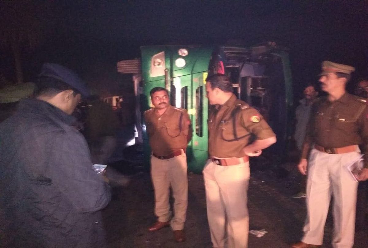 thirty people injured after bus overturned in etah