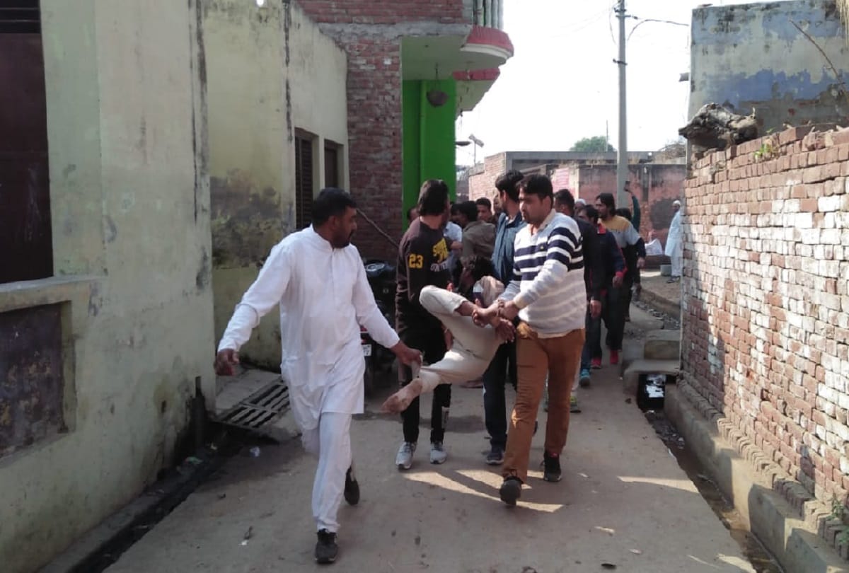 Meerut, Attack on Delhi Police in Sardhana and several soldiers injured