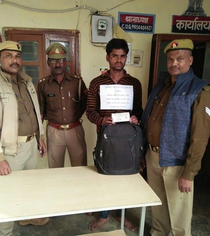 Mobile arrested for theft