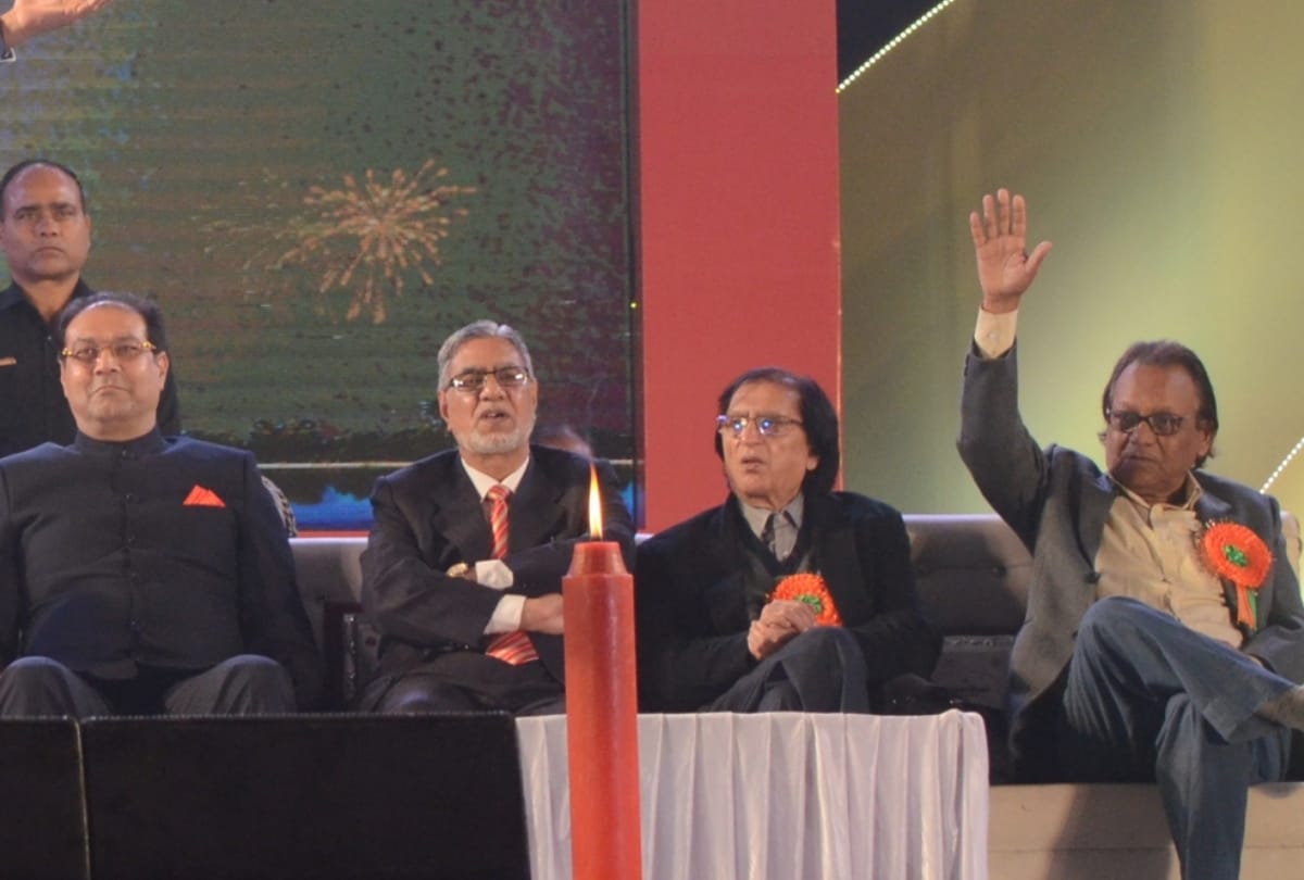 mushaira in lucknow mahotsav