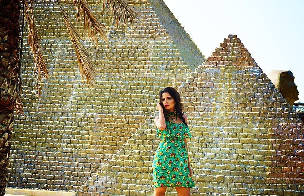 bengali actress priya priyambada will Debut with Tiger Shroff film