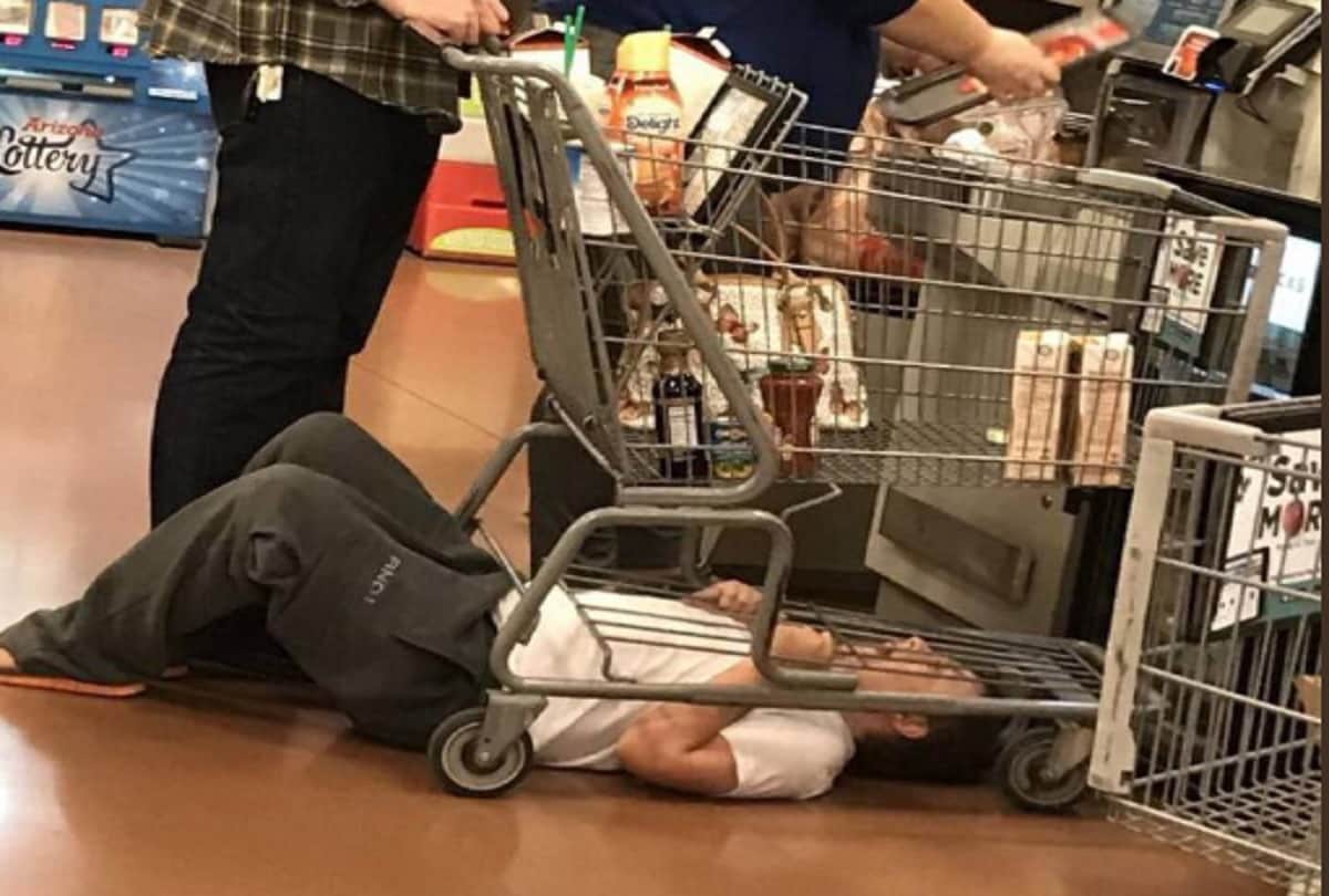 funny photos going viral on internet