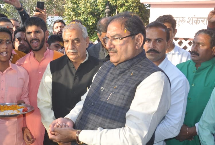 Abhay Singh Chautala's Jan Adhikar yatra started from Kurukshetra