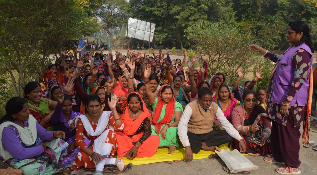 sailry not increase aaganwadi workers angry