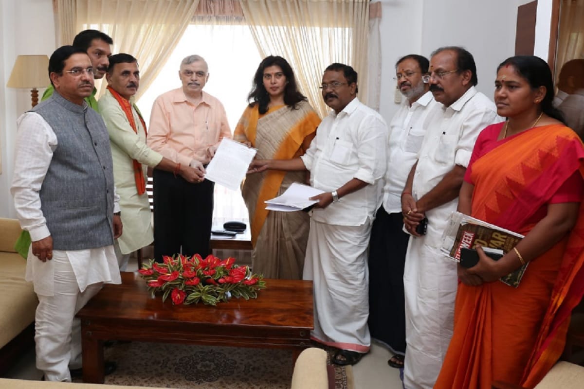 Sabarimala : delegation of BJP MPs wrote letter to Governor of Kerala to ensure peace