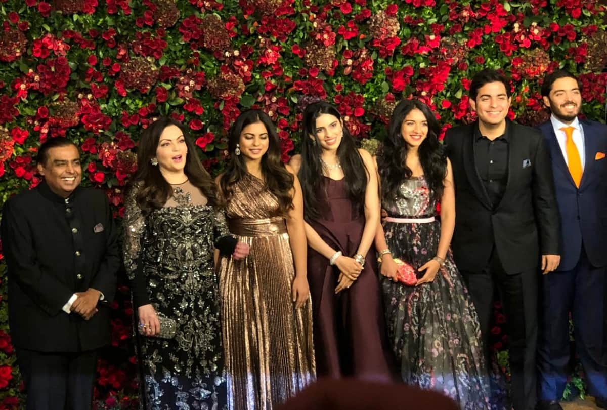 deepika ranveer reception in mumbai here inside photo album