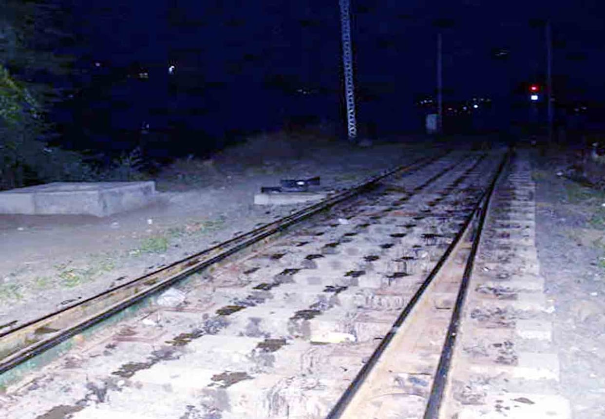 three friends stood on track in kanpur