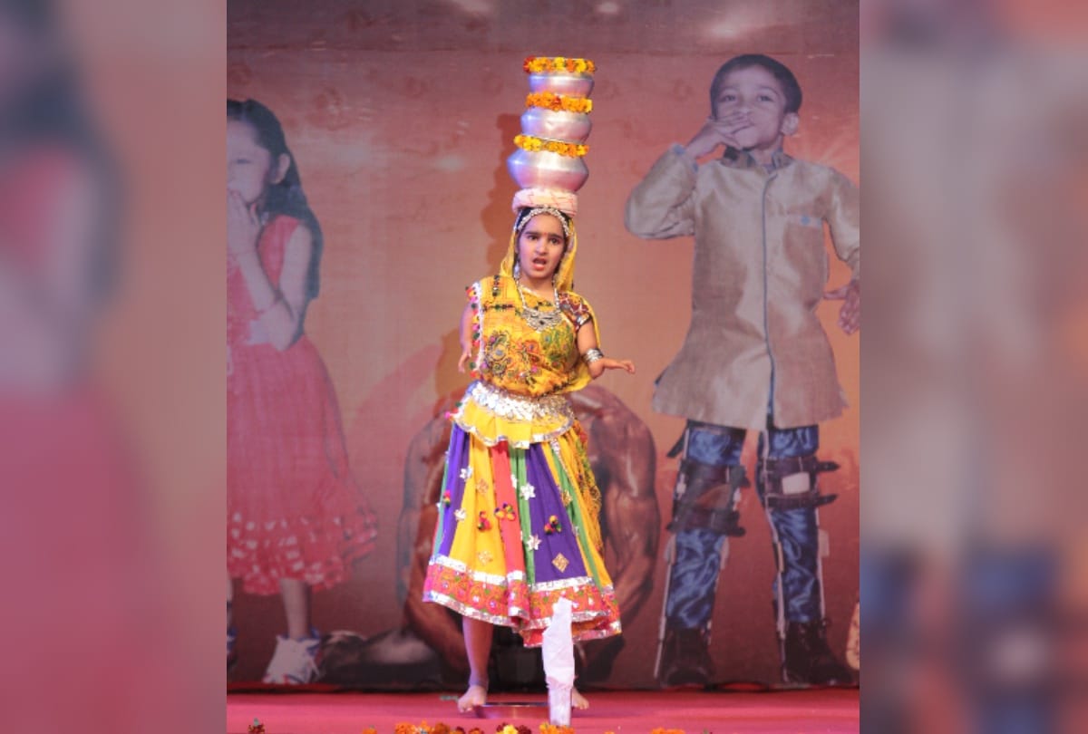 Divyang models show talent in fashion show program in delhi