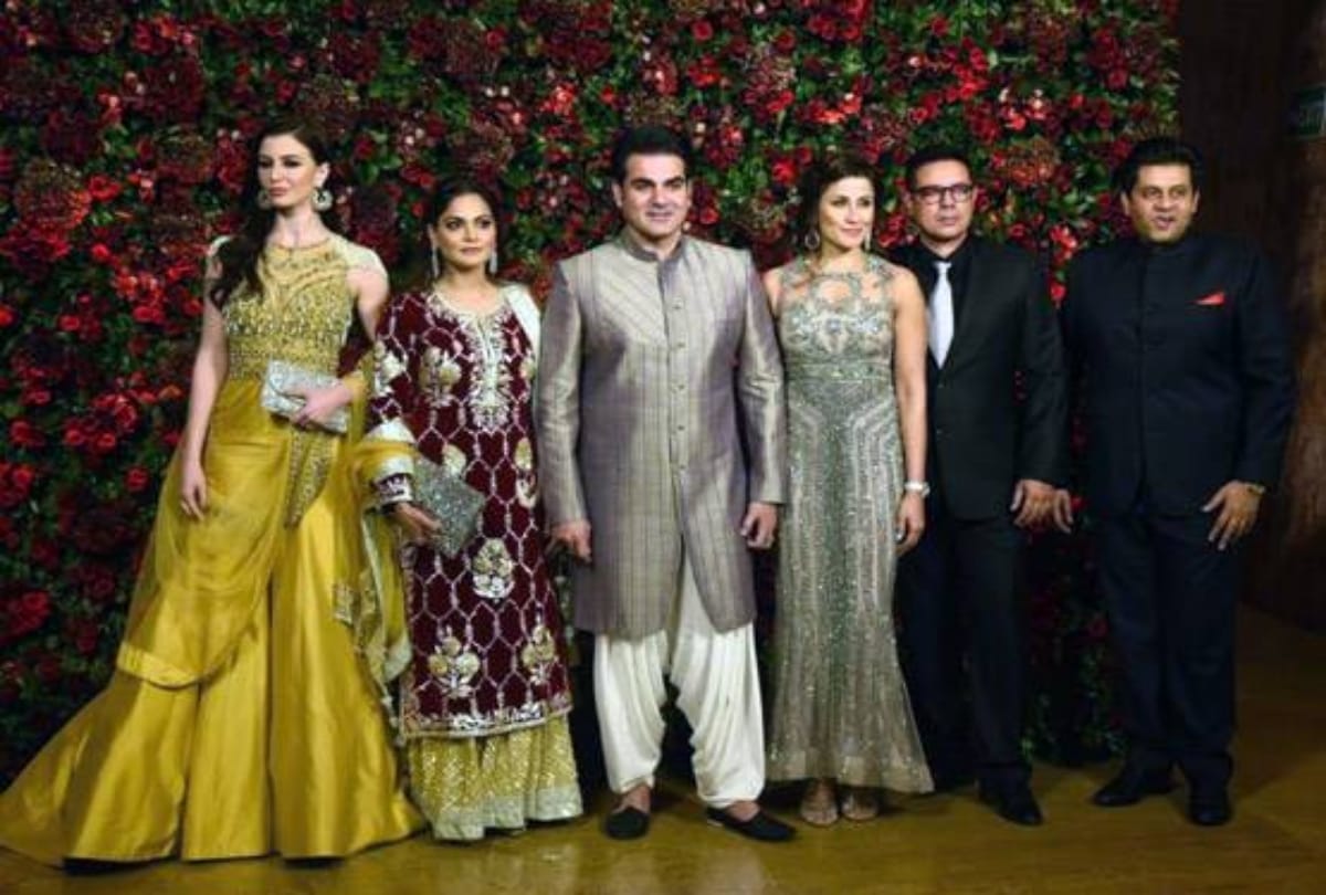 Malaika Arjun Kapoor Arbaaz Khan and Georgia Andriani spotted at Deepika Ranveer Mumbai Reception