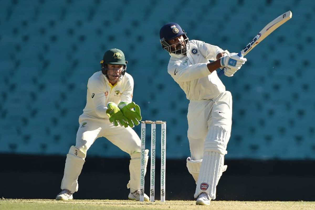 murali vijay and kl rahul trolls on social media after clean bold against australia