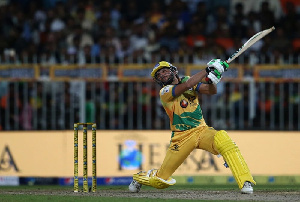 shahid afridi becomes first pakistani cricketer to complete 4000 runs and 300 wickets in t20s