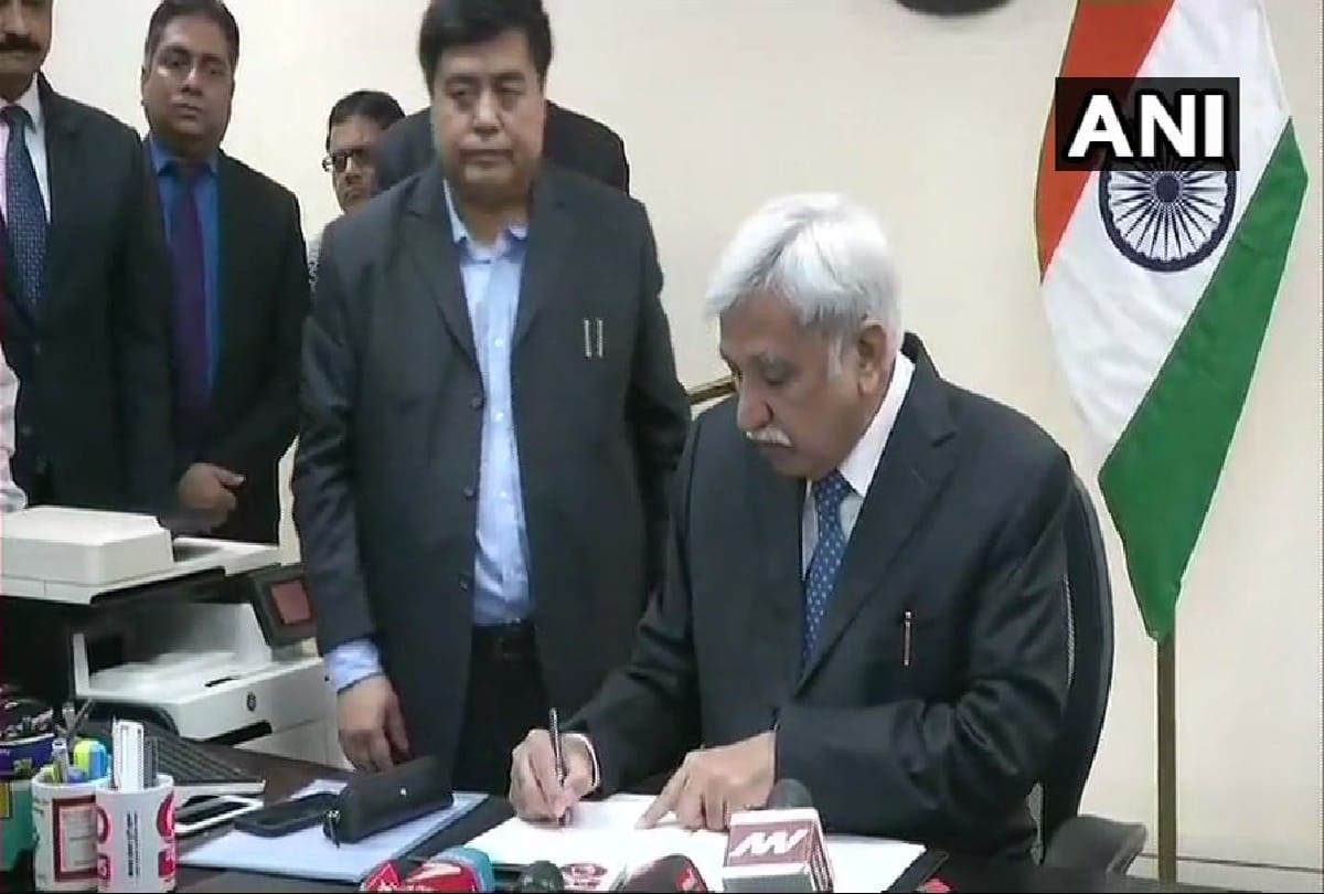 Sunil Arora takes charge as the new Chief Election Commissioner of India