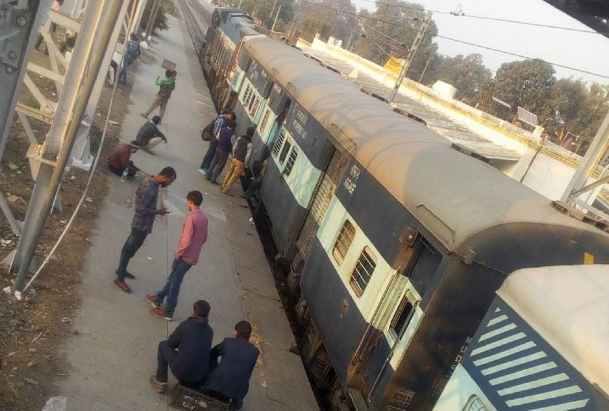 Fire breaks out from Satyagrah express wheels, UP