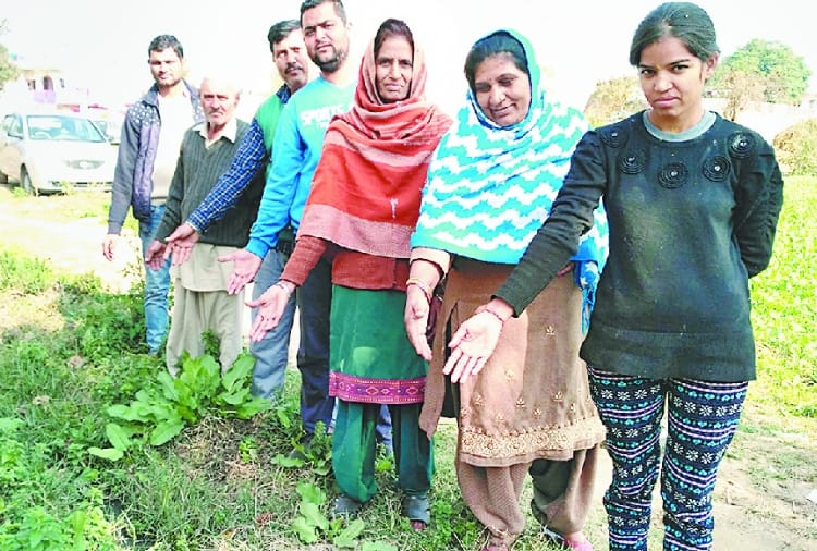 गंदा पानी फेंकने के लिए देनी पड़ रहे पैसे