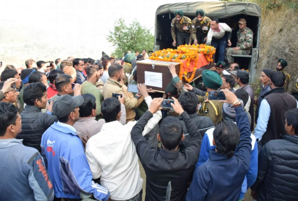 Martyr Suraj Singh Bhakuni funeral emotional Photos