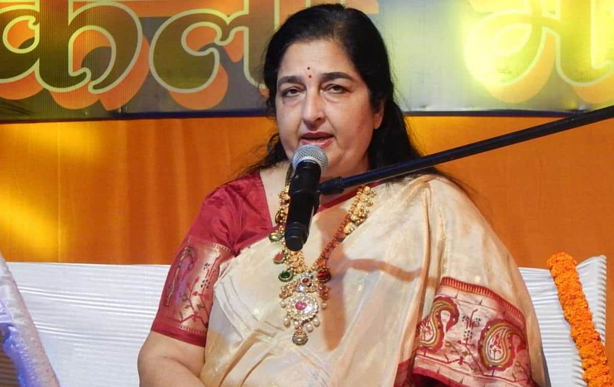 anuradha paudwal birthday know about her life story