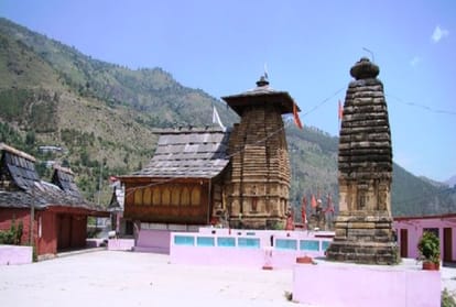Pujari prevented the writers from entering the Balaji temple rampur bushahr shimla