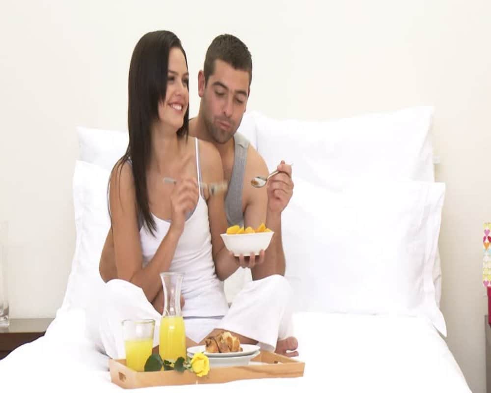 If you are newly wedded couple then do not even dare to add cornflakes in your diet