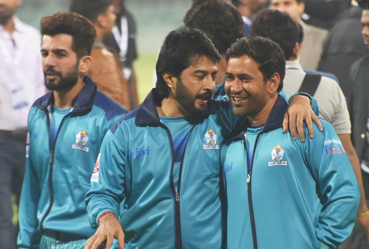 exhibition match of celebrity cup in lucknow.