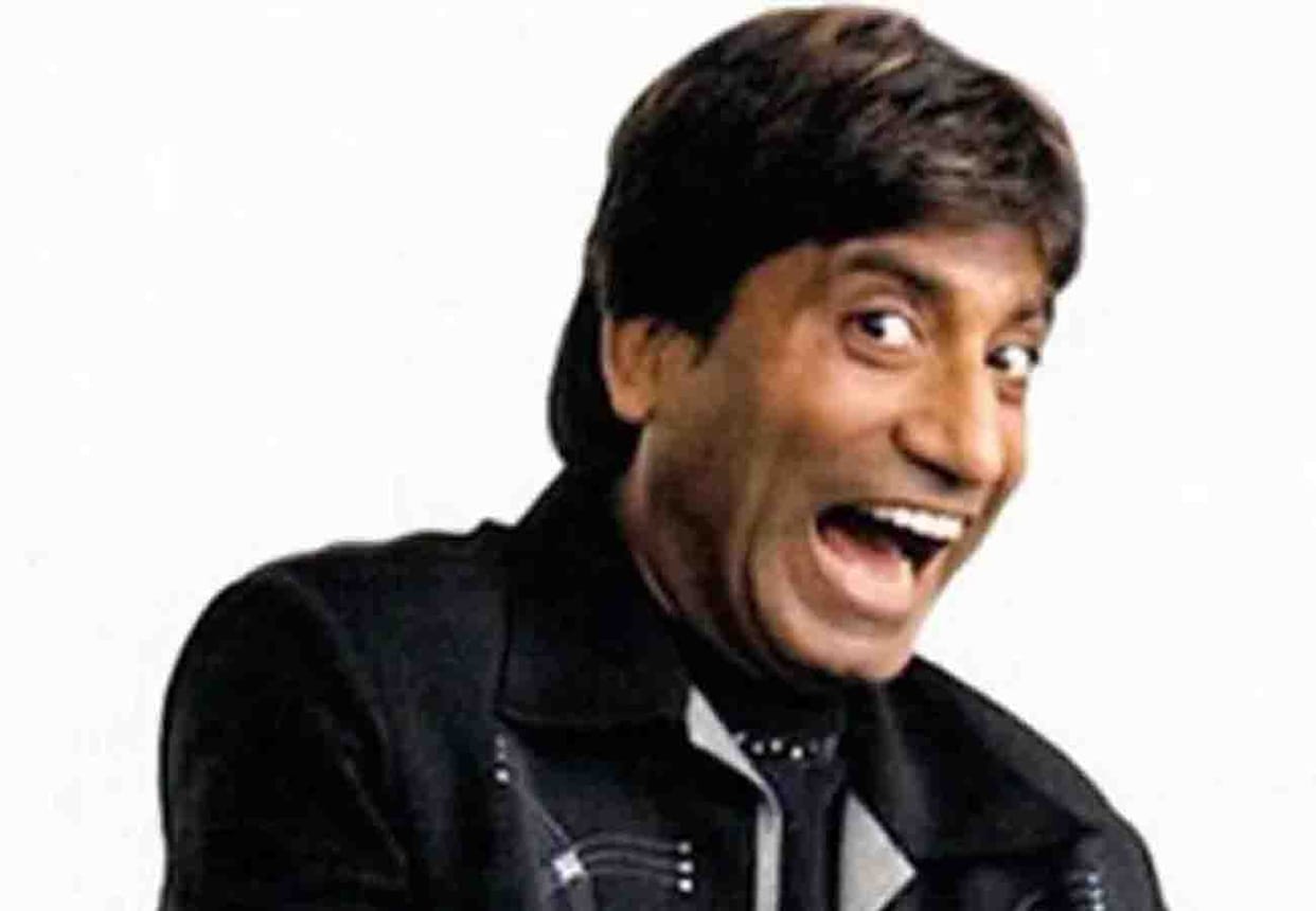Raju Srivastav is telling about Types of laughing