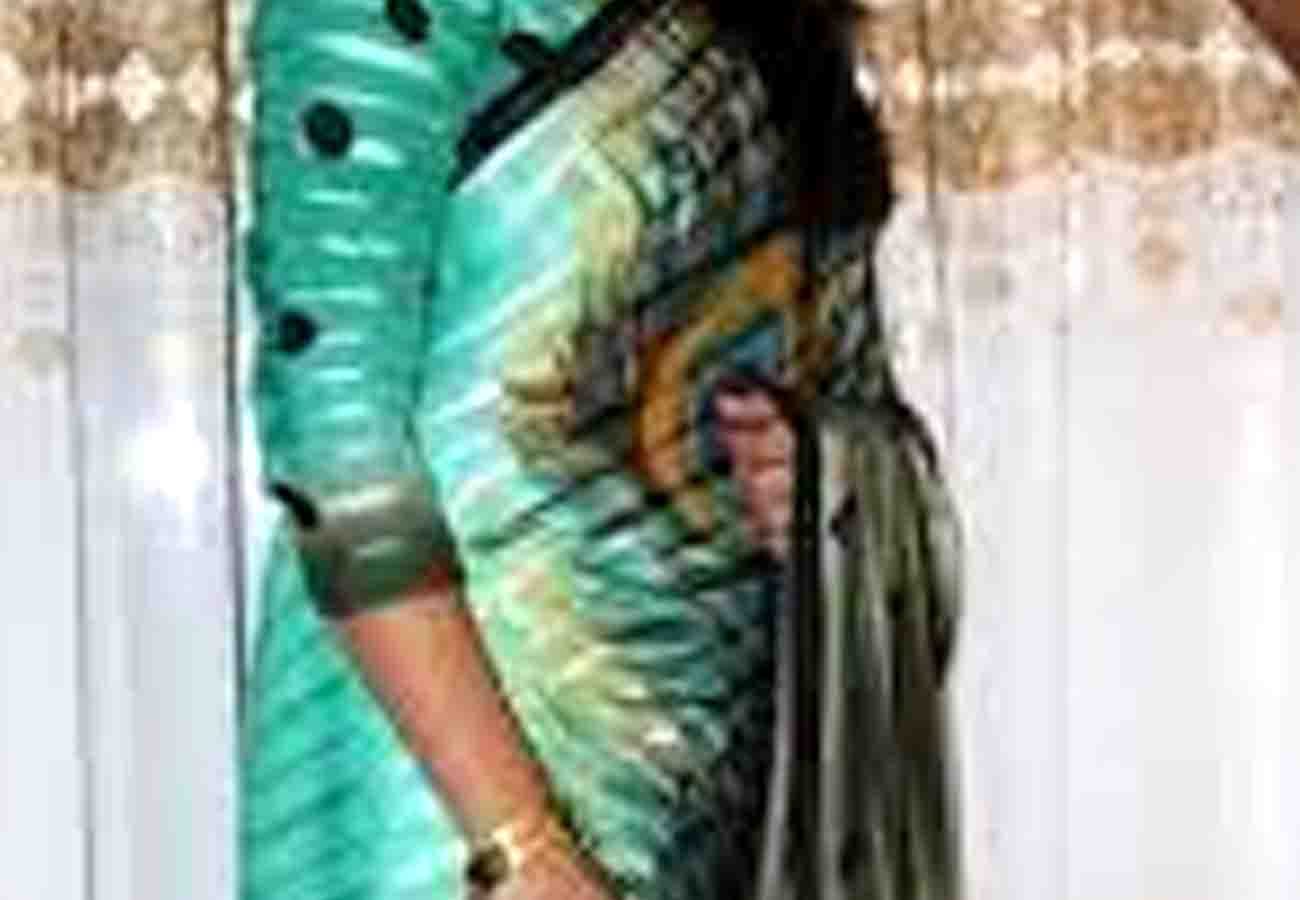 Boy in saari blouse in mahoba