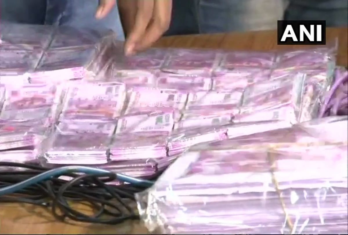 Fake currency face value of Rs five crore rupees recovered one arrested in Raipur