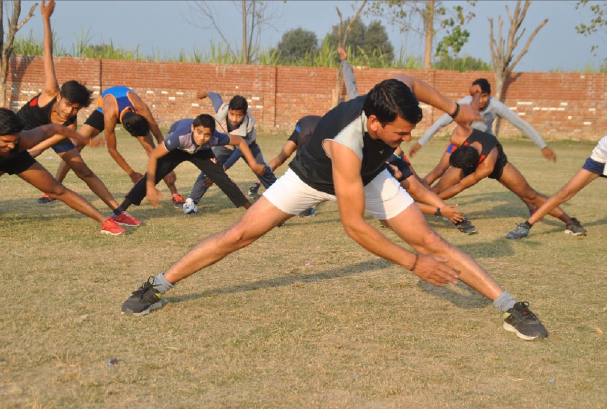 Meerut, retired army man is preparing to bring medal for their country, see photos